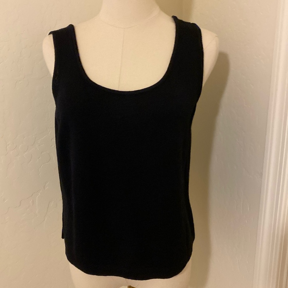 St John Basics Santana Knit Tank Shell - size M